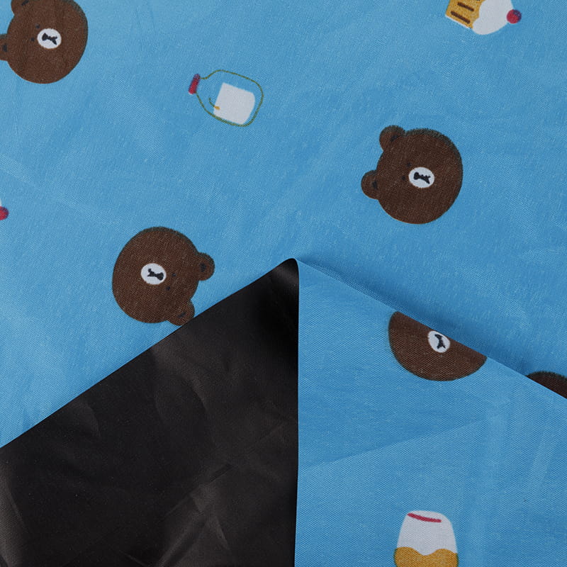 Pongee med svart belegg